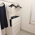 Apartamento Tutto Intorno. Mare, Parcheggio Privato, Negozi.
