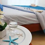 Tutto Intorno. Mare, Parcheggio Privato, Negozi. *