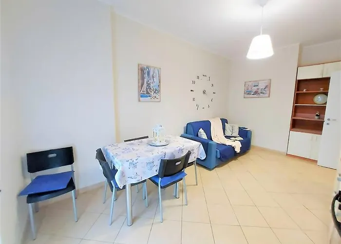 Tutto Intorno. Mare, Parcheggio Privato, Negozi. Διαμέρισμα *